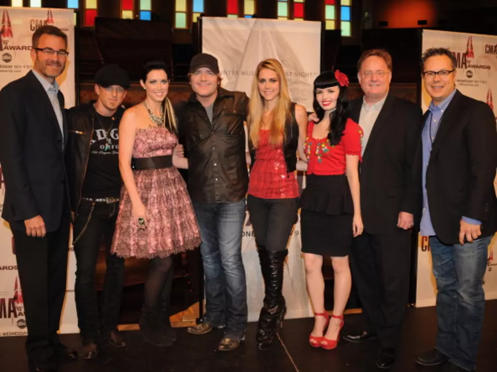 Country Music Association Hits Digital Milestone & More in Casey’s Taste of Country