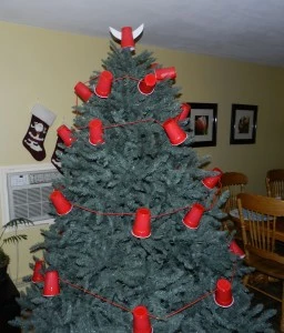 The Red Solo Cup Christmas tree is all ready for the holid…