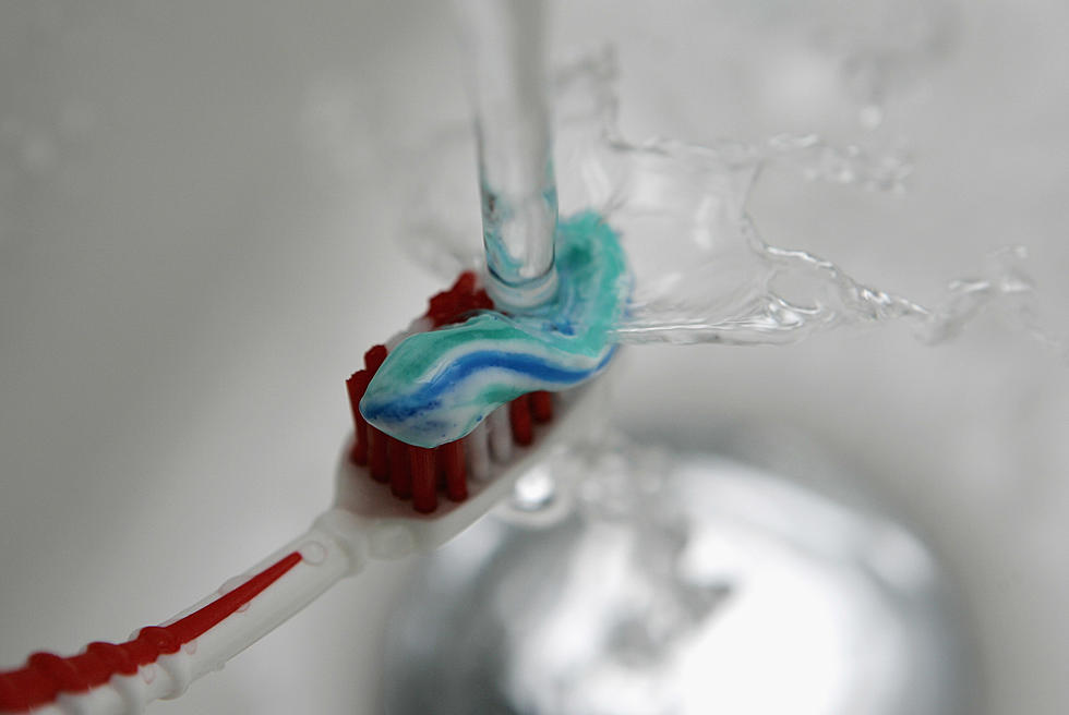Does Your Toothpaste Burn Your Mouth? Maybe It’s That Nasty Sodium Lauryl Sulfate [VIDEO]