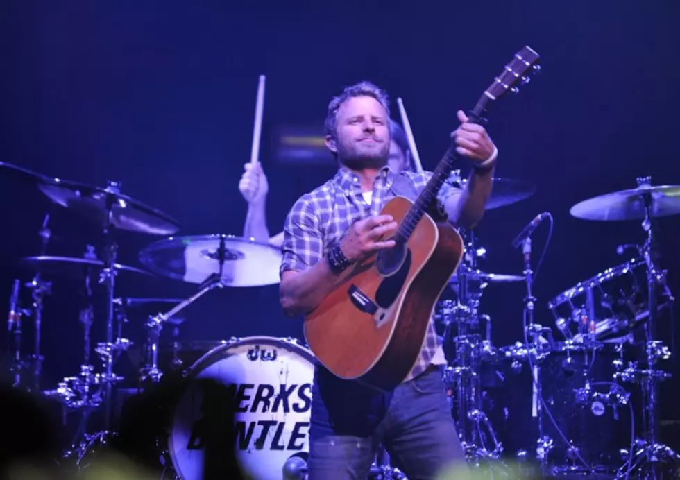 Dierks Bentley, Kenny Chensey &#8211; This Week&#8217;s Top Country Songs