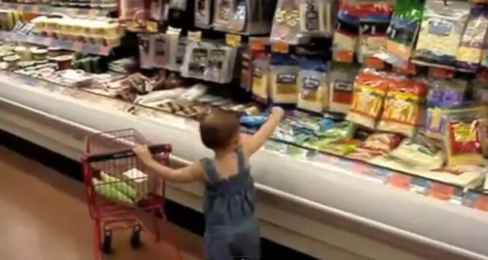 A Toddler Goes Grocery Shopping [VIDEO]