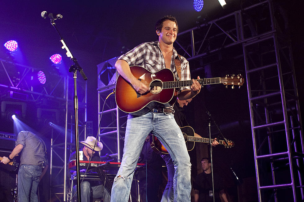 Easton Corbin’s New CD “All Over The Road” – One Of The Best New Albums [VIDEO]