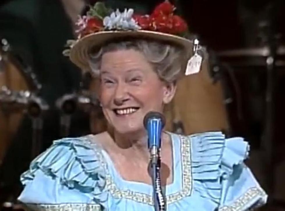 Minnie Pearl&#8217;s 100th Birthday &#8211; Howdy!