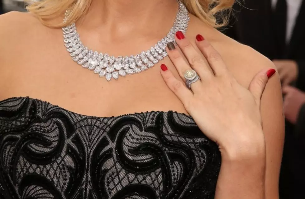 Carrie Underwood&#8217;s Grammy Necklace
