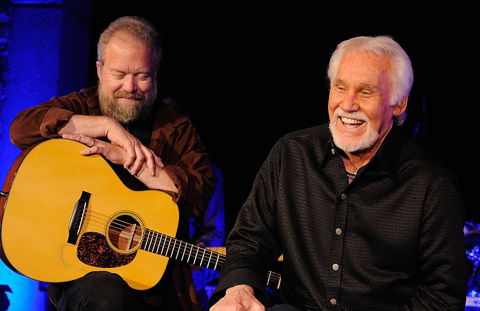 Remember ‘The Baseball Song’ From Kenny Rogers?