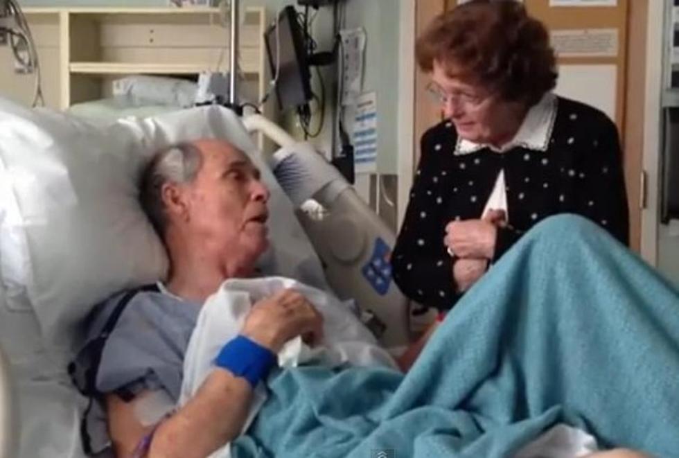 Elderly Man And His Wife Of 66 Years Sing &#8220;You Are My Sunshine&#8221; At His Hospital Bed [VIDEO]