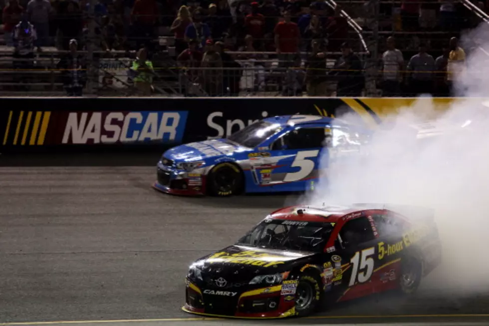 Are Clint Bowyer And Waltrip Racing Cheaters? – NASCAR Is Investigating The Events In Richmond