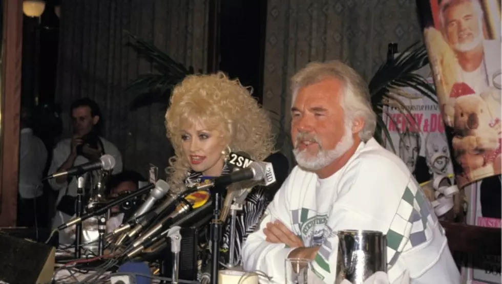 Kenny Rogers And Dolly Parton Release Video For &#8216;You Can&#8217;t Make Old Friends&#8217;