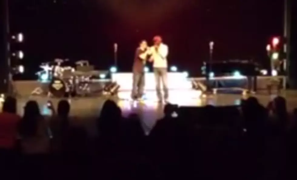 Darius Rucker Surprises Special Needs Fan Live On Stage