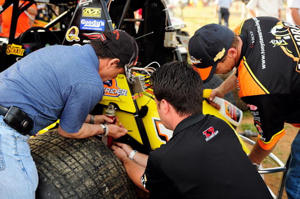 Tony Stewart Can’t Stay Away From Racing This Weekend