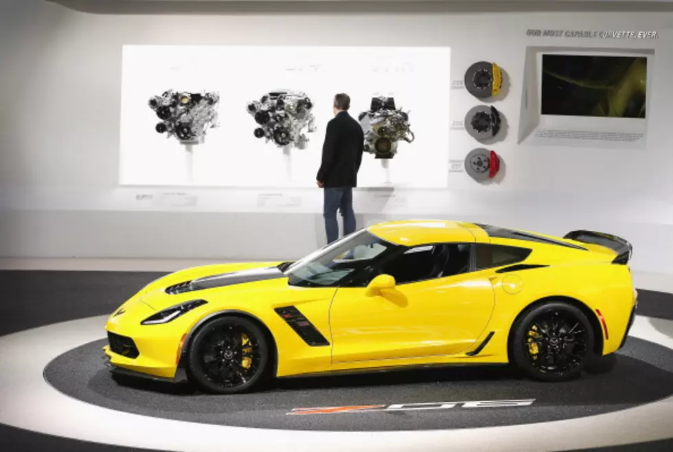 Huge Sinkhole Opened in the National Corvette Museum and Swallowed Eight Cars [Video]