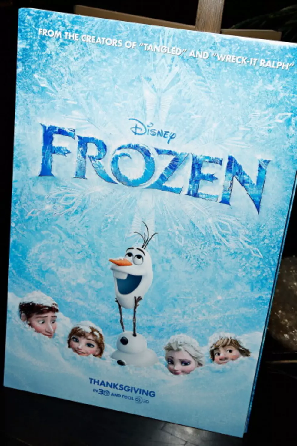 ‘Let it Go’ from ‘Frozen’ – Amazing Video of Singers Performing in 25 Languages [Watch]