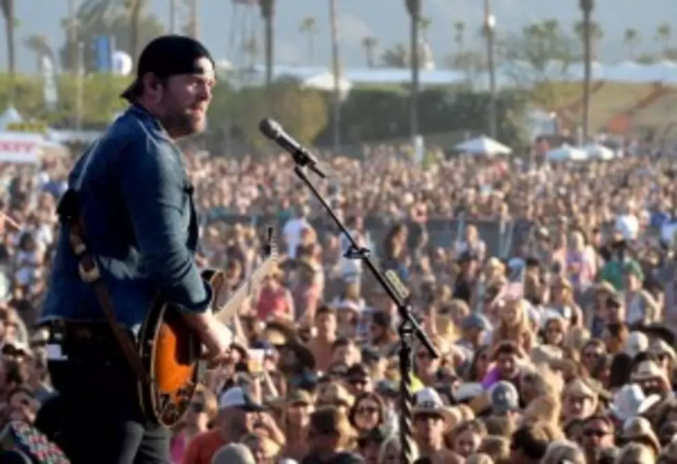 Lee Brice To Perform At NASCAR Race
