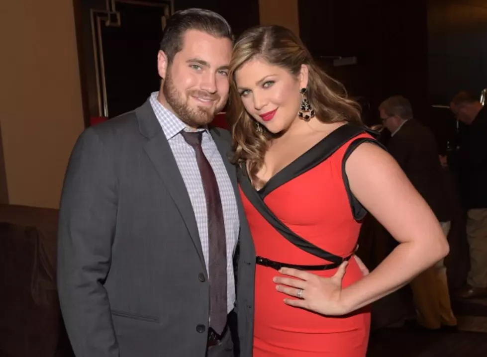Hillary Scott From Lady Antebellum&#8217;s Bus Caught Fire [PICTURE]
