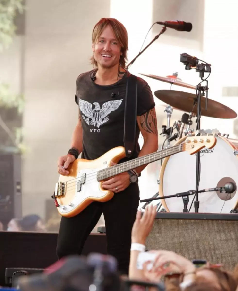 Keith Urban Surprises Fan With Guitar At The 'Today' Show [VIDEO]