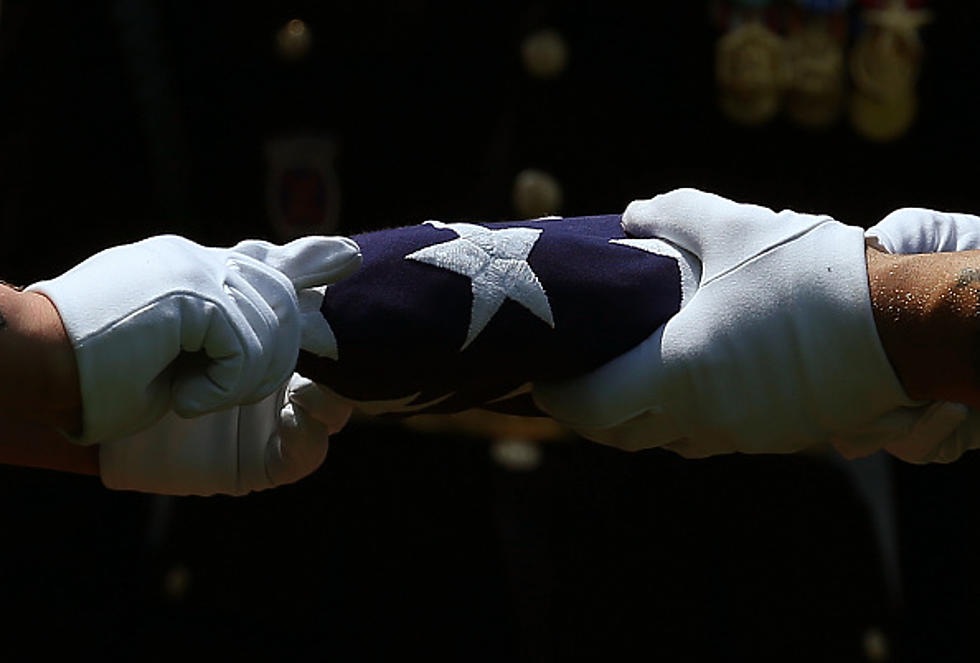 A Veteran With No Family Is Buried And Hundreds Of Strangers Attend The Funeral  -The Good News