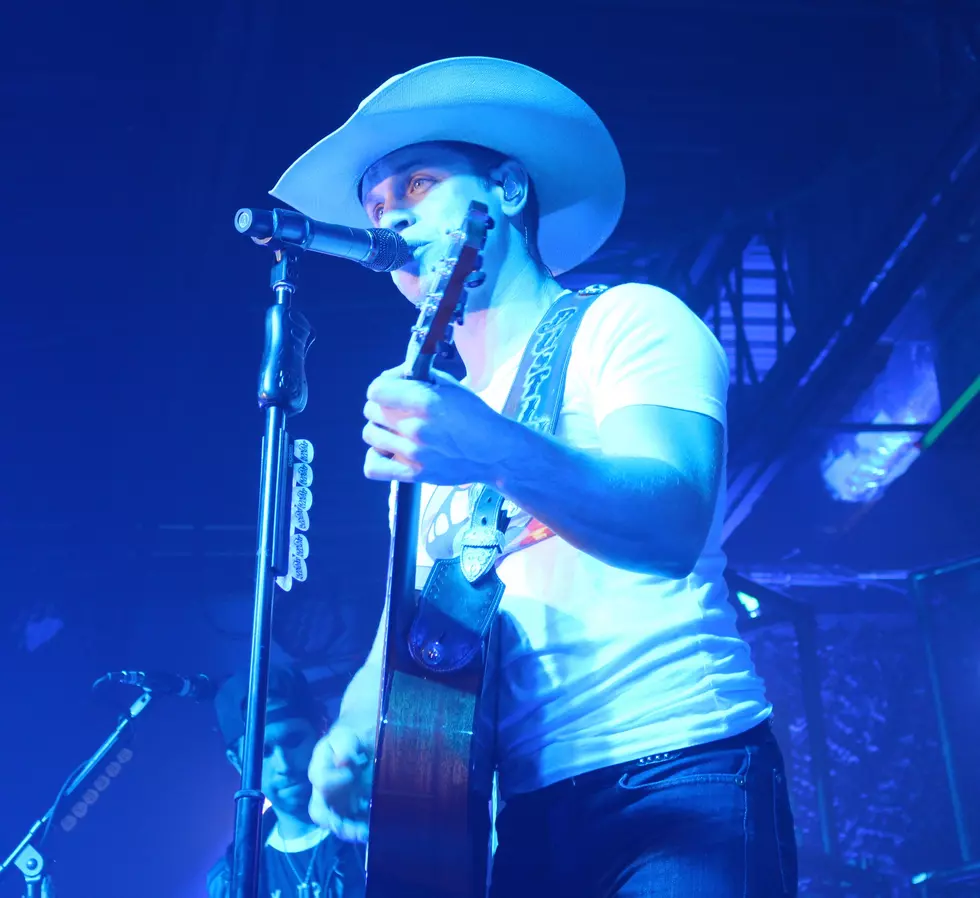 Our Favorite Photos From the Dustin Lynch Holiday Show [GALLERY]
