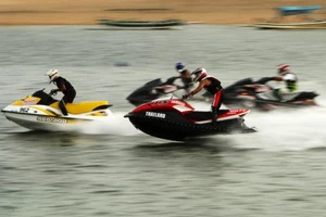 Professional Personal Watercraft Racing And Freestyle Coming To The Sport Island Pub In Northville