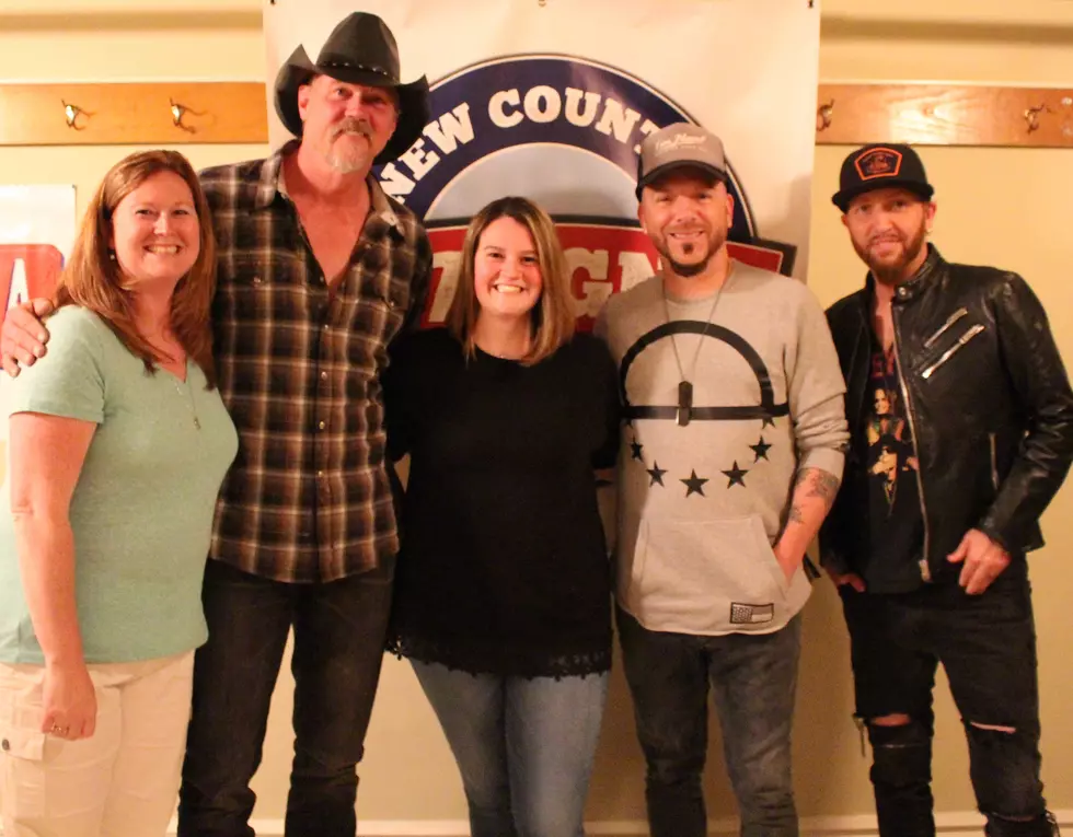 Trace Adkins and LoCash Meet &#038; Greets [GALLERY]
