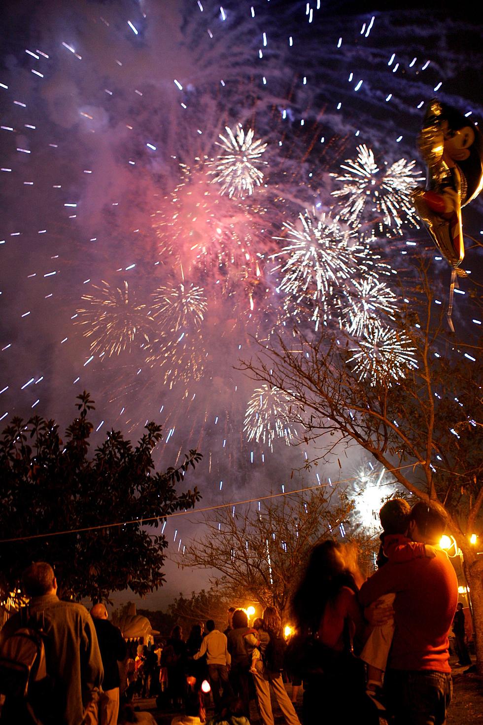 Clifton Park 4th of July: Fireworks &#038; Crowds Return