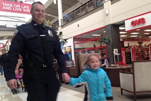 Santa Needs Your Help: WGNA&#8217;s Shop With A Cop