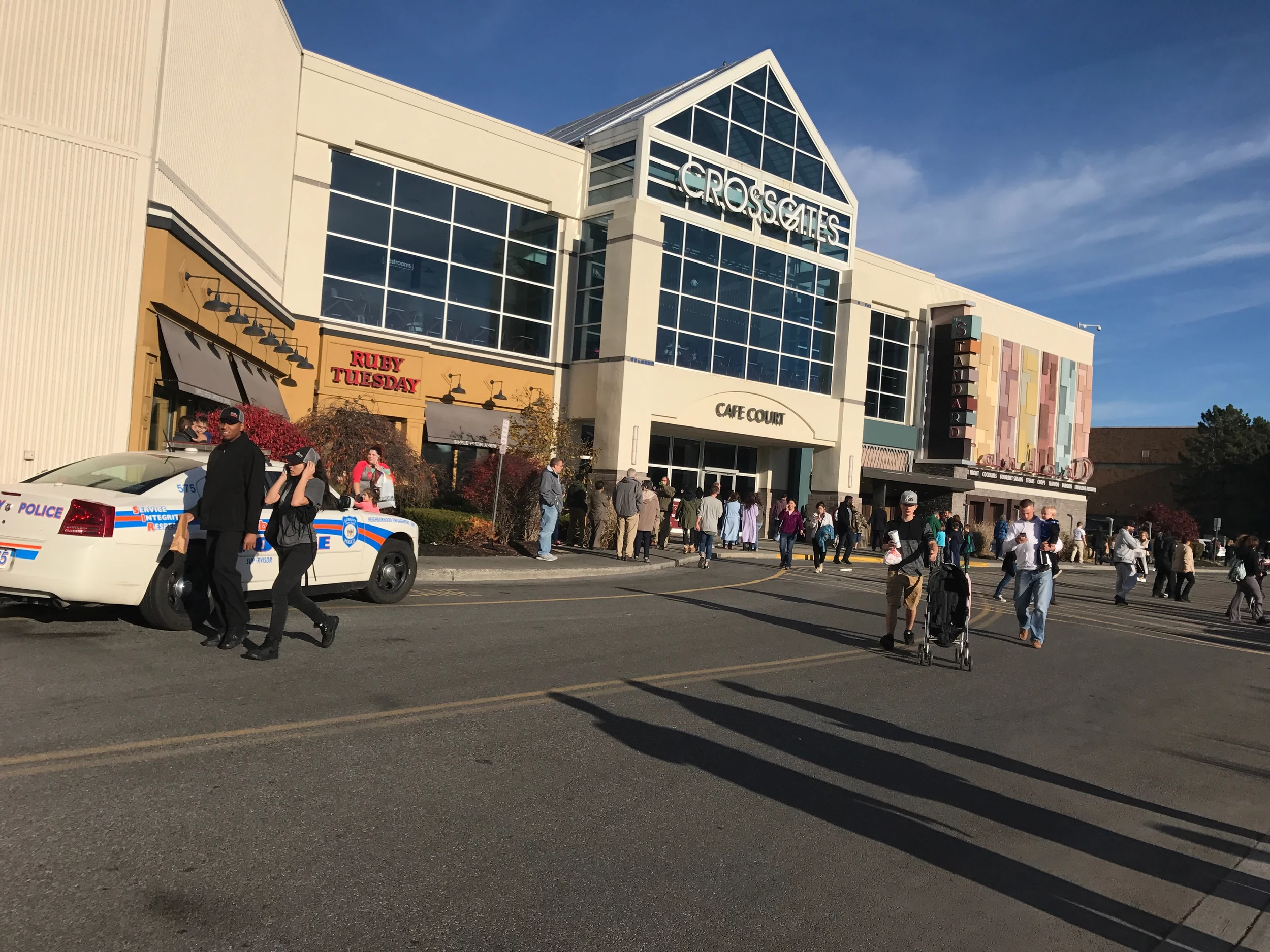 oakley crossgates mall