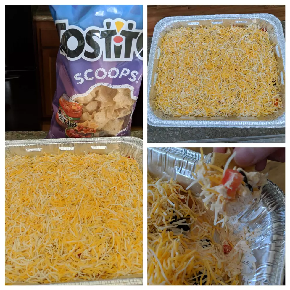 Delicious And Easy Dip For Memorial Day Cookout [PICS]
