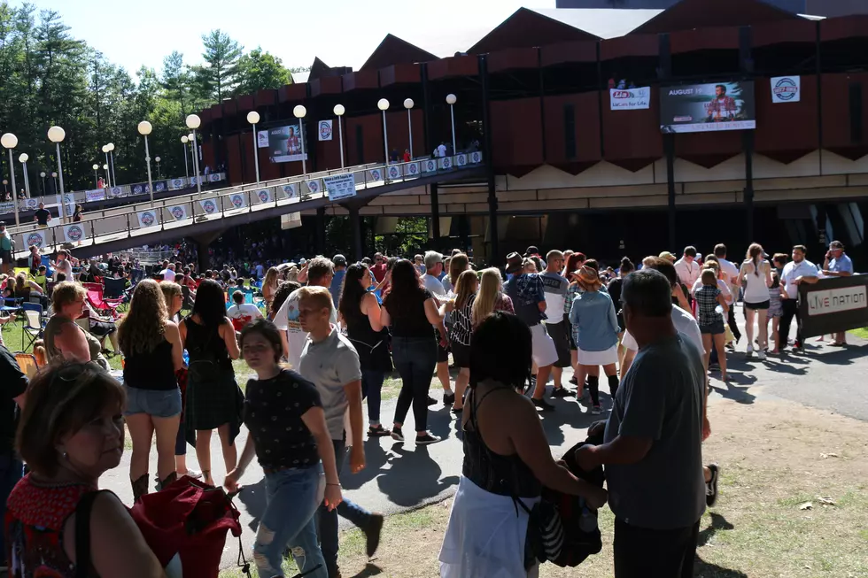 It&#8217;s a Beautiful Day for Countryfest! [PHOTOS]