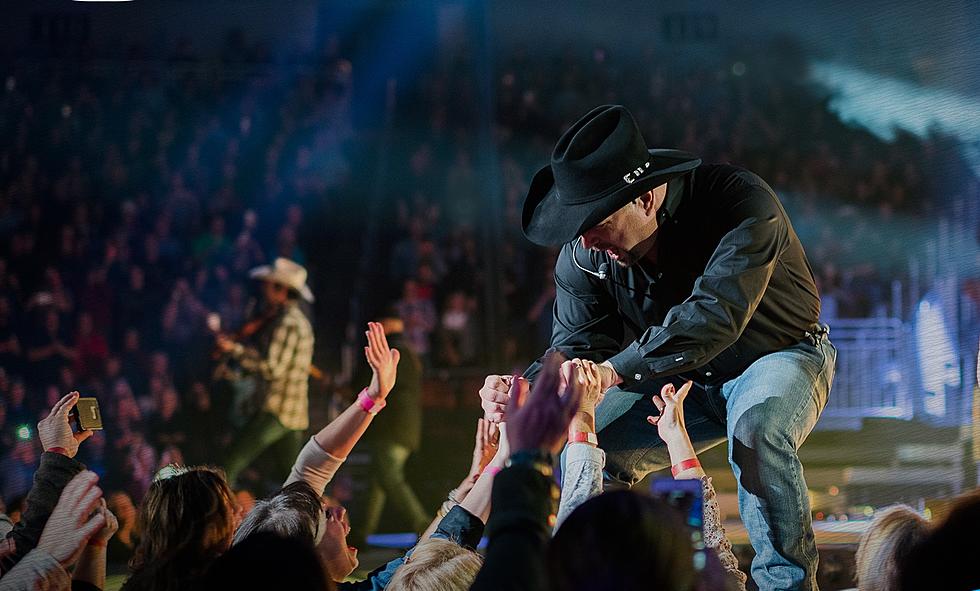 Get Your FREE Download of Garth Brooks New Live Album HERE