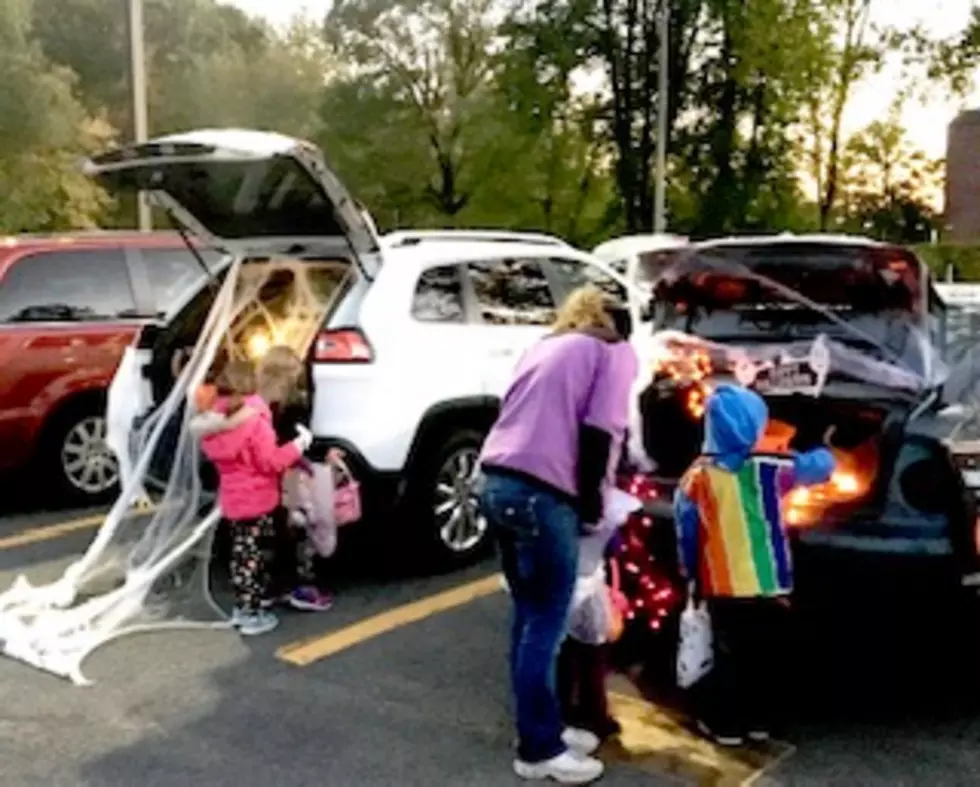 Love Cowboy Helps Dad With Trunk or Treat [AUDIO]