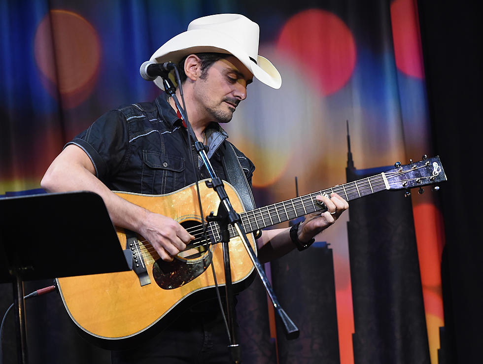 Brad Paisley Tweeted Out His Phone Number - For Real