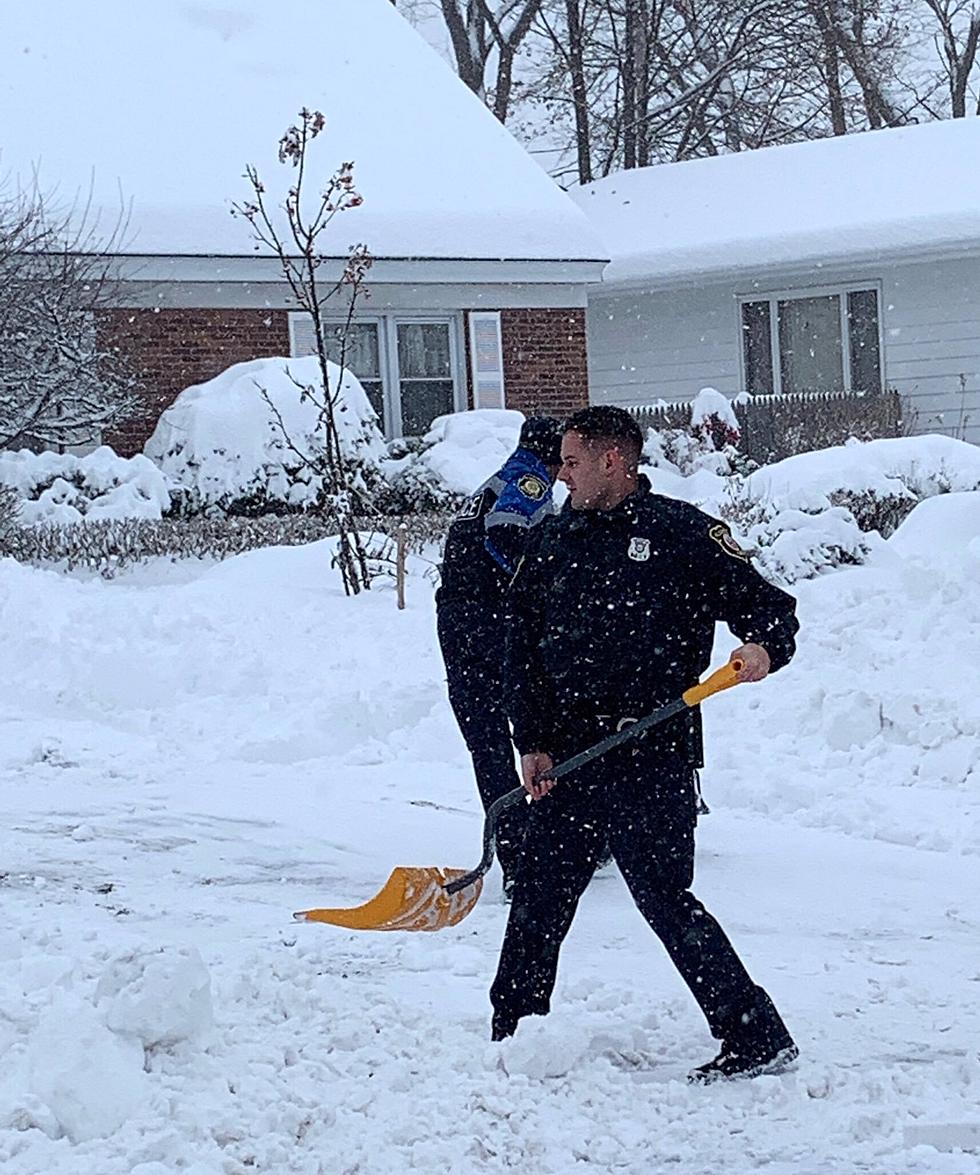 New York Cops Dig 99-Year-Old Out Of Over Foot Of Snow
