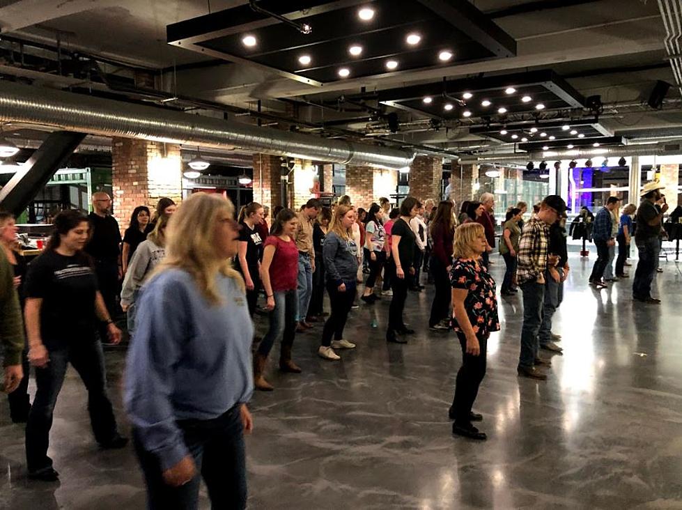 What to Expect: First Time Line Dancing [PHOTOS]