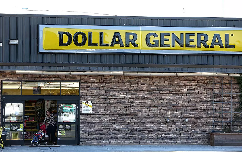Dollar General Looking to Hire Thousands