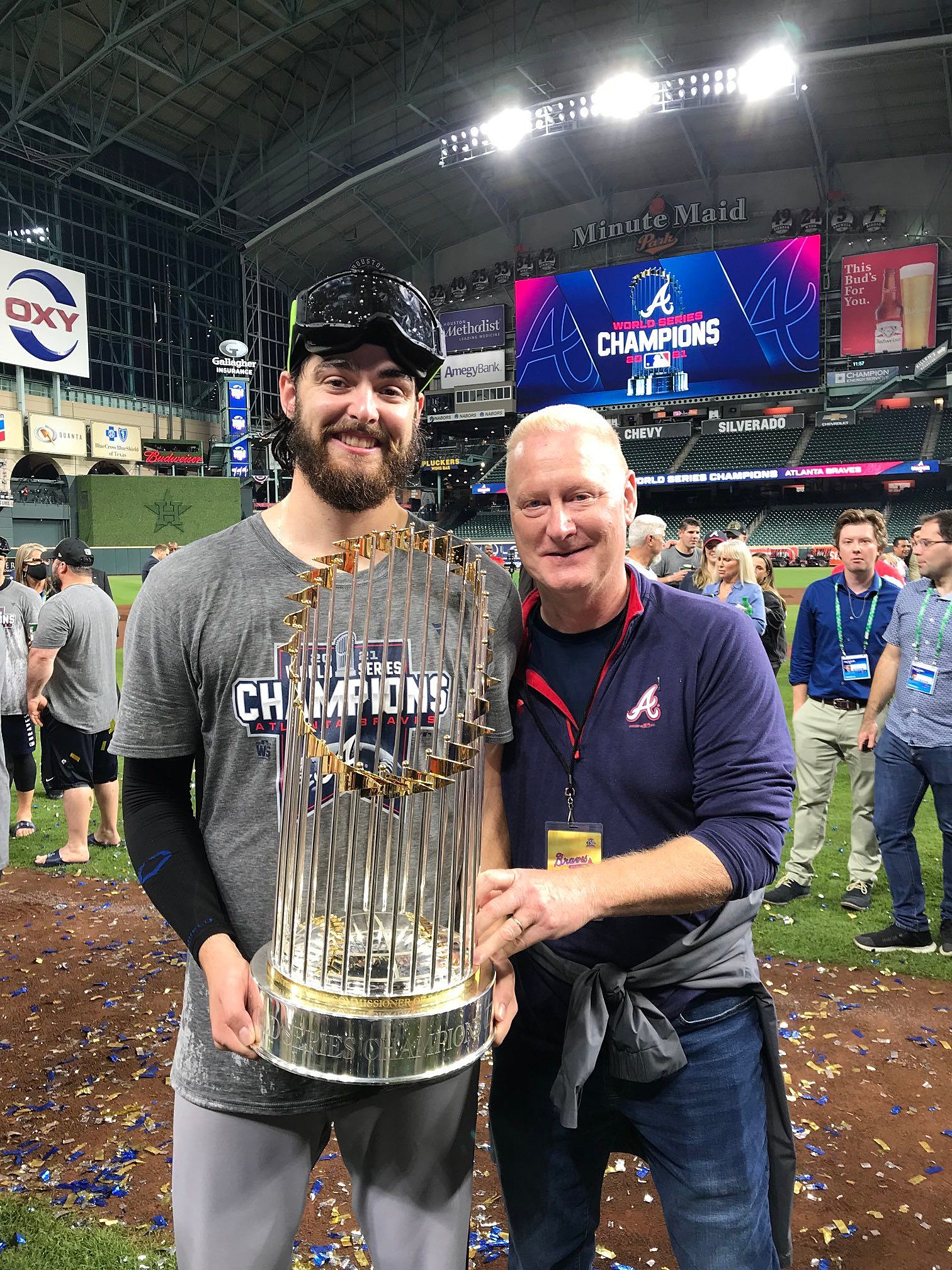 World Series a father-and-son family affair for Snitkers