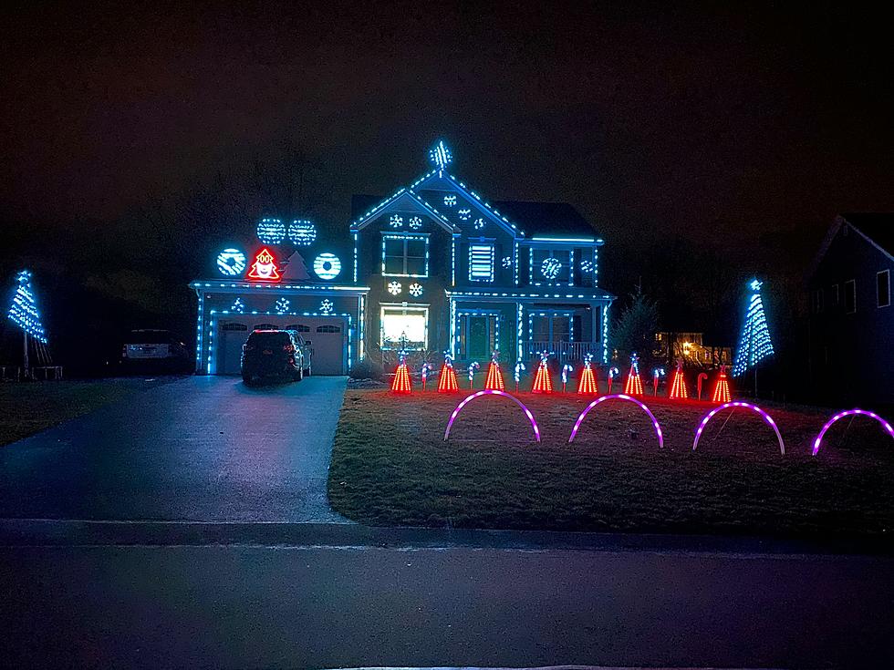 Spectacular Saratoga Xmas House Light Show Goes Dark Soon