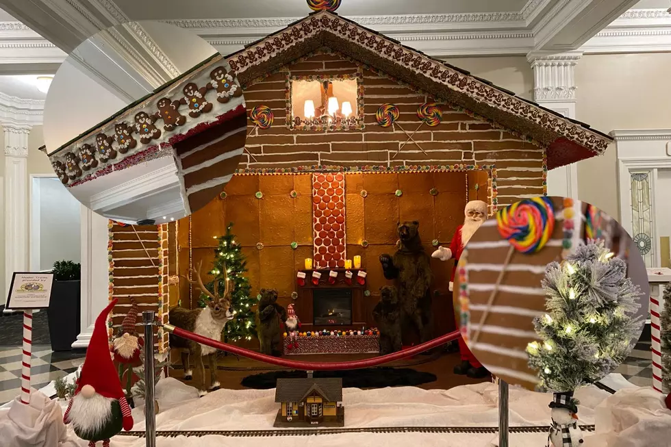 Look! Delicious Life-Sized Gingerbread House at Historic New York Hotel