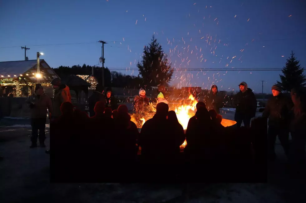 Bring Your Xmas Tree to Local Brewery-Burn it &#038; Ring in the New Year!