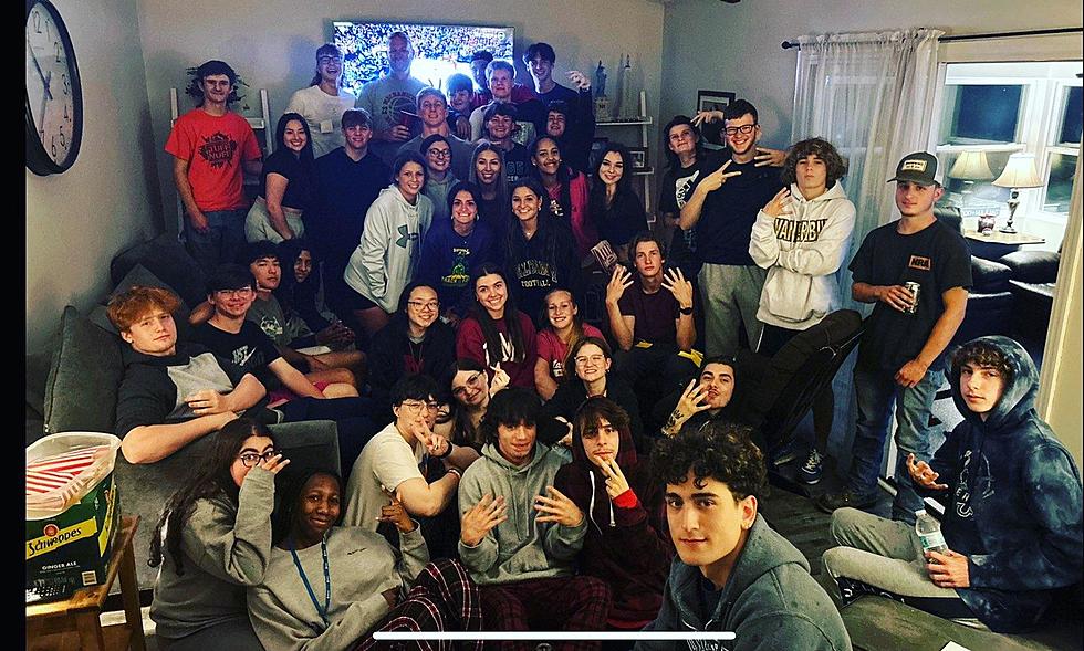 Upstate NY Seniors Invade Principal's House For Epic Prank