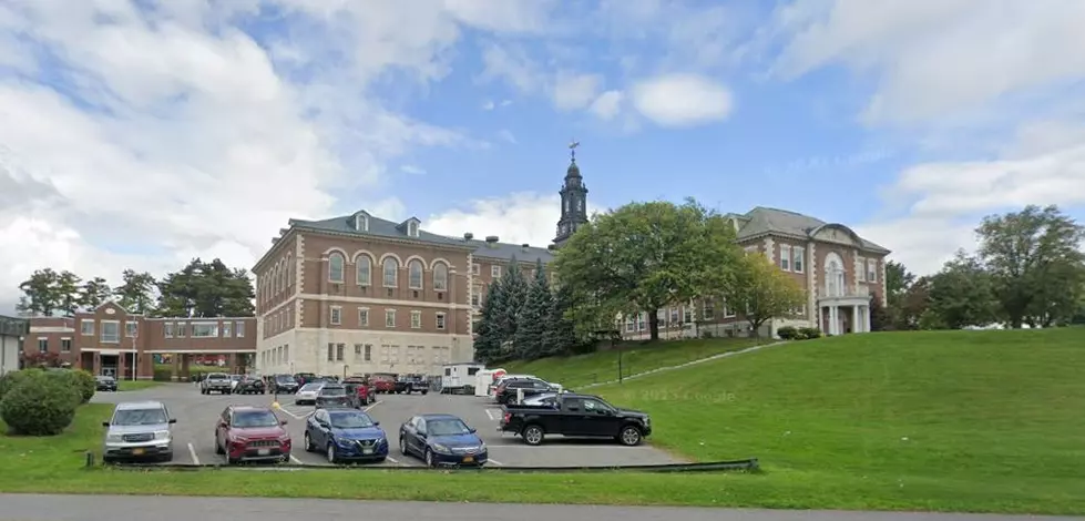 Threats force school in Albany to close down, Upstate NY School closes after late night threat, 518-news, 518news, why did Albany Academy close on Monday