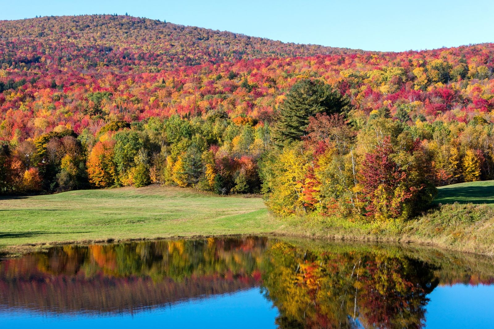 Upstate NY Destination Lands US Top 10 For Colorful Foliage & Fun