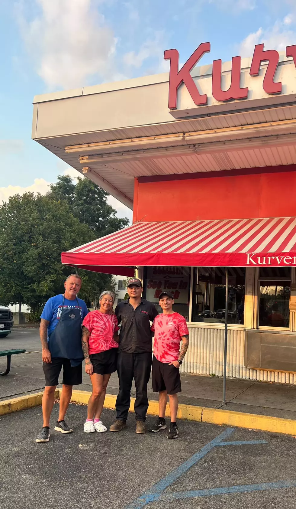 Kurver Kreme's Facebook page