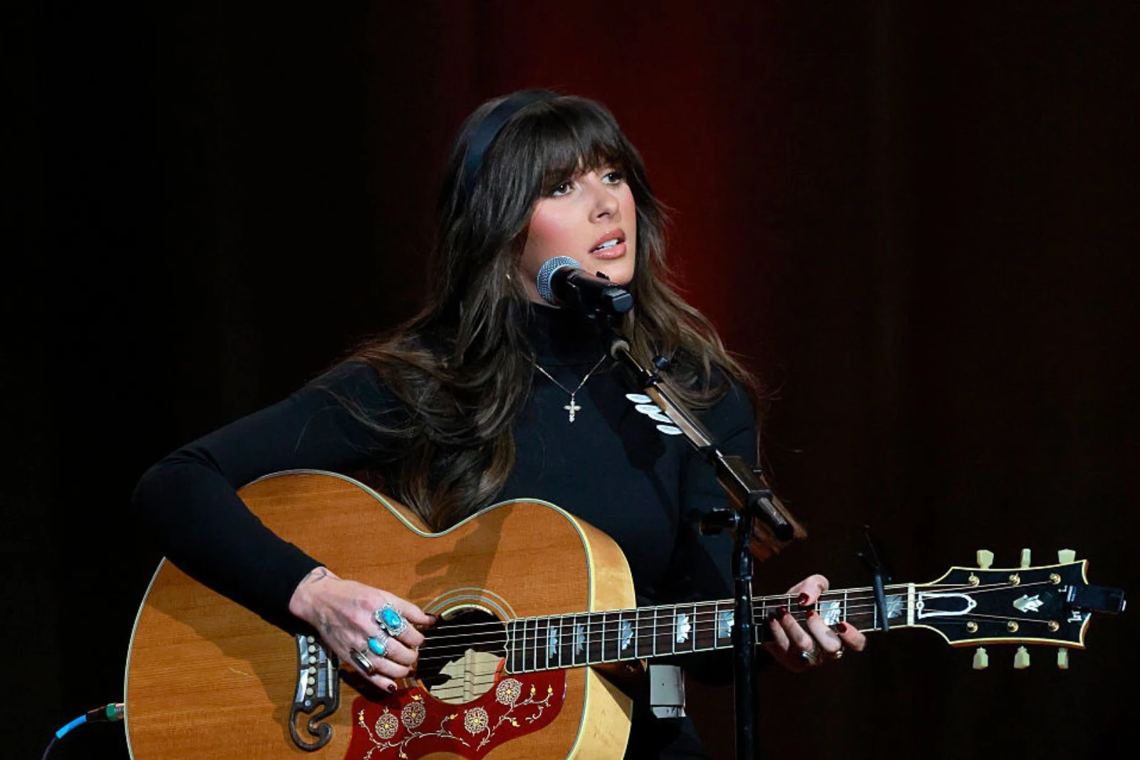 Ella Langley Announces 'Dandelion' Tour Stop In New York