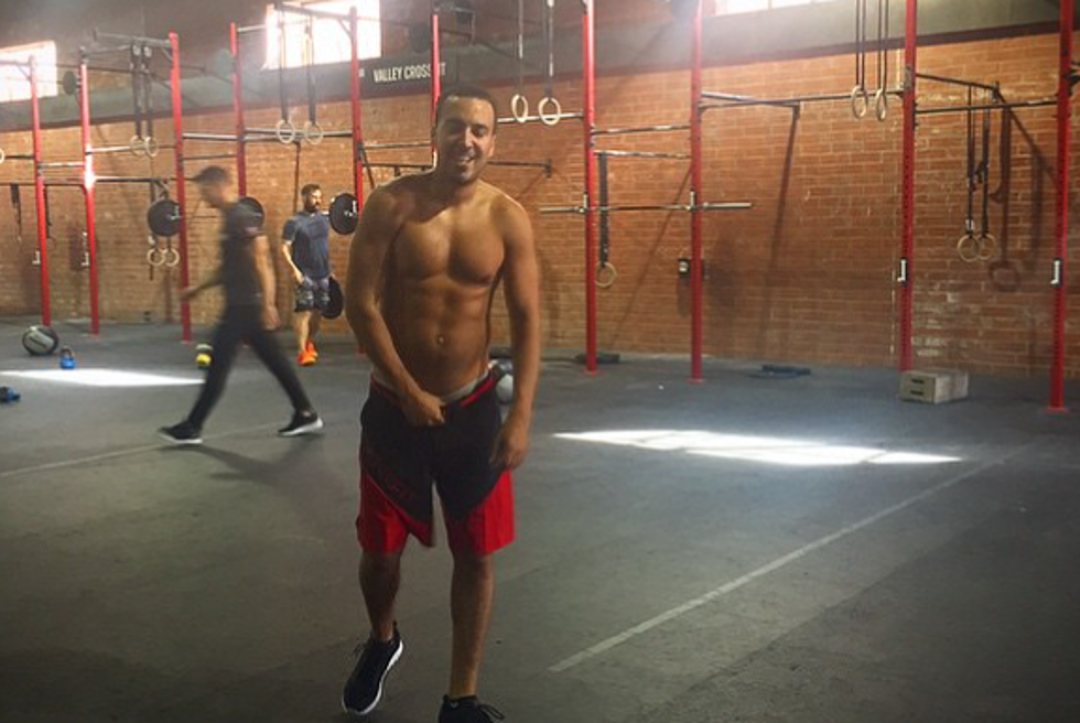 French Montana Posts Shirtless Photo On Instagram, Shows Off New Six-Pack
