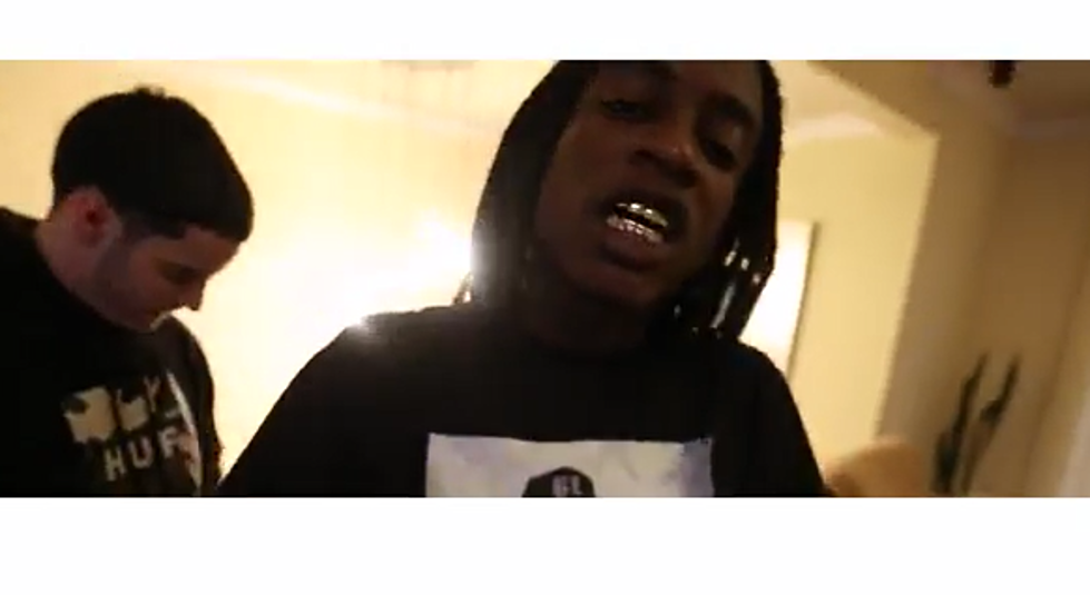 Check Out Yung Simmie’s “When I’m Bored” Video