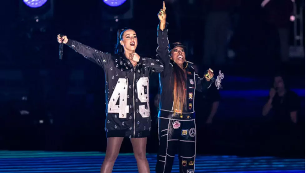 Hip-Hop Reacts To Super Bowl XLIX Halftime Show