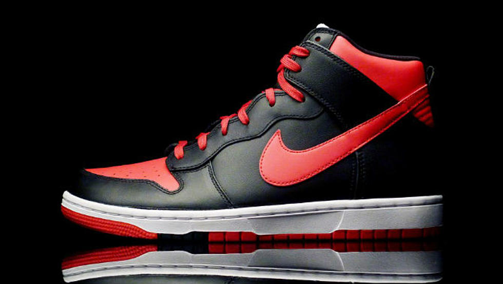 Что такое найк. Nike Dunk High Red Black. Nike Dunk High CMFT. Nike Air Dunk. Nike Air Jordan Dunk.