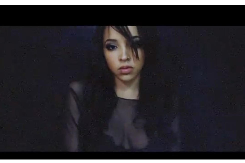 Tinashe Self-Directs Her Video For “Aquarius”