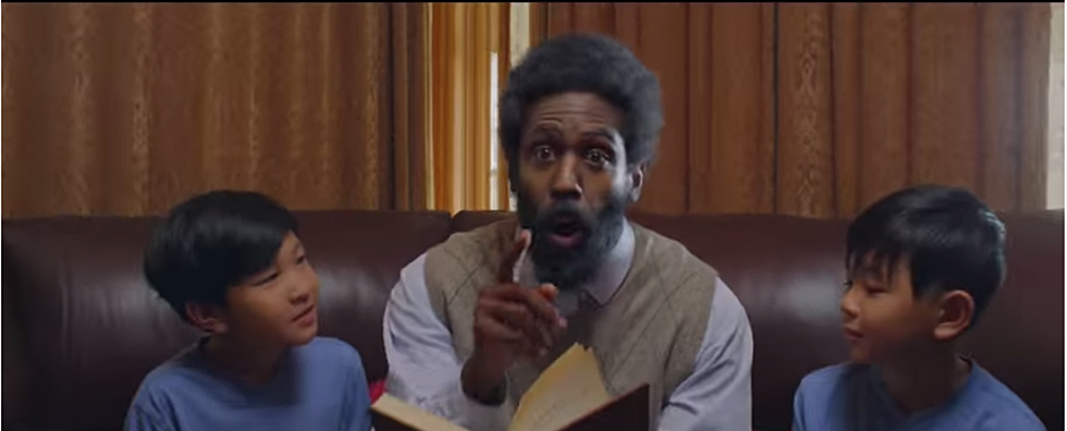 Murs Tells a Crazy Story in ‘Okey Dog’ Video