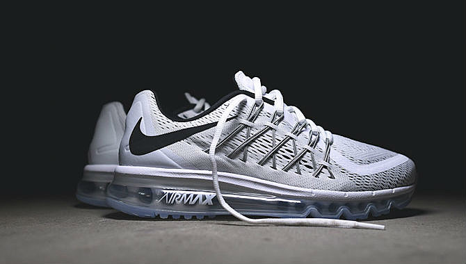 all white nike air max 2015